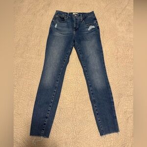 Like-New Good American Good Legs Dark Wash Skinny Jeans Size 28